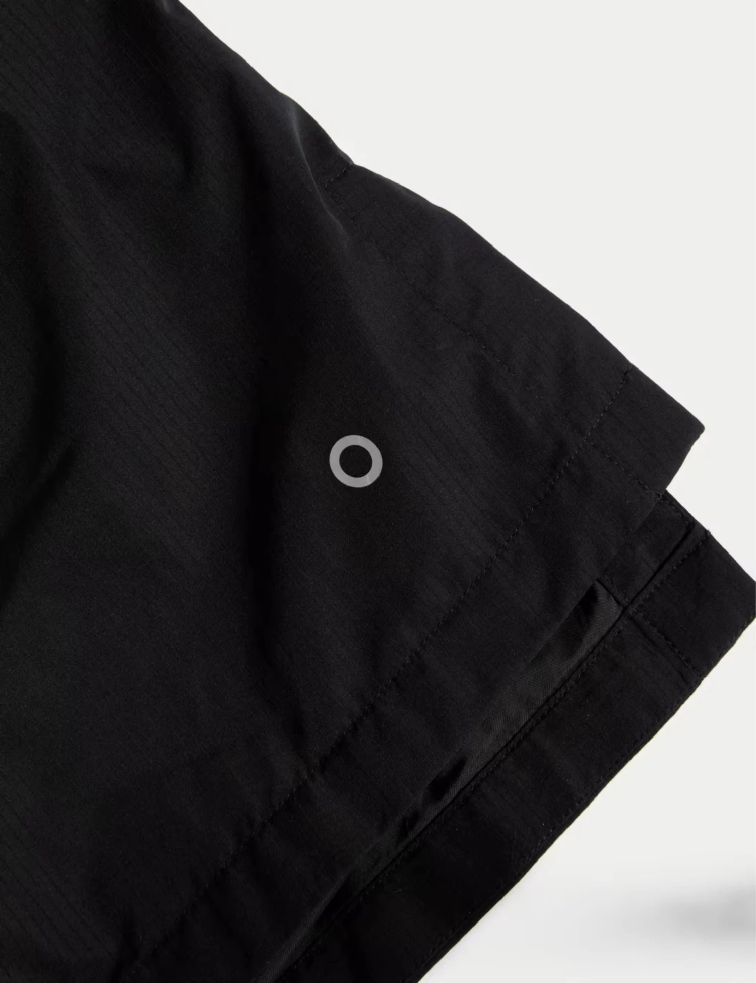 Oversized Waterproof Changing Robe with Thermal Borg Lining - Black 8 Oversized Waterproof Changing Robe with Thermal Borg Lining - Black - Image 6