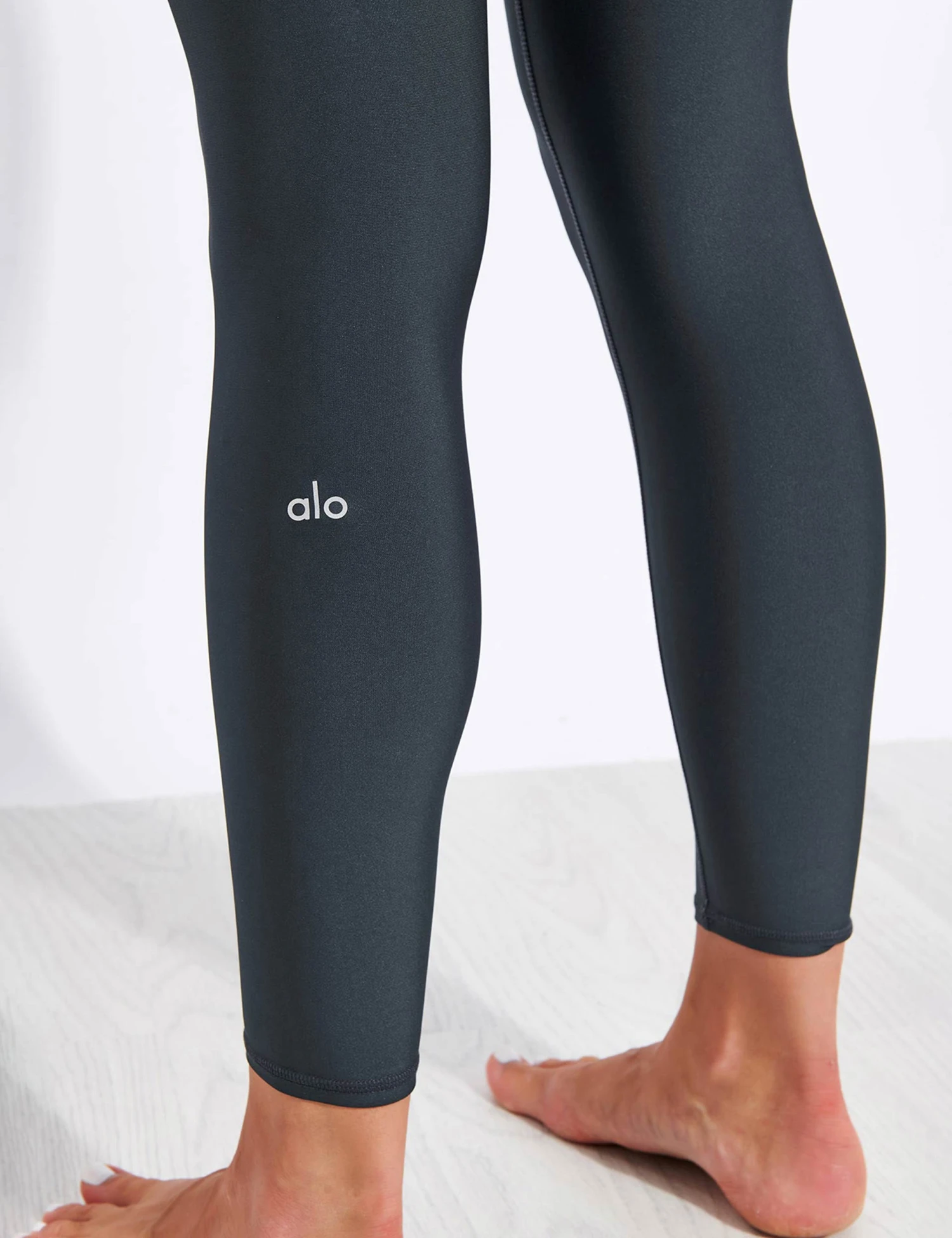 7/8 High Waisted Airlift Legging - Anthracite 6 7/8 High Waisted Airlift Legging - Anthracite - Image 4