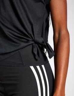 ADIDAS HIIT AEROREADY Quickburn Training Tee - Black/White -The Sports Edit Store Adidas HIIT AEROREADY Quickburn Training Tee HY5407 black white 0004