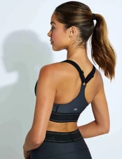 Airlift Suit Up Bra - Anthracite 8 Airlift Suit Up Bra - Anthracite -The Sports Edit Store Alo Yoga AIRLIFT SUIT UP BRA W9360R ANTHRACITE 0032