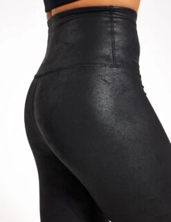 Beyond Yoga Leatherette High Waisted Midi Legging - Black Leatherette Foil 9 Beyond Yoga Leatherette High Waisted Midi Legging - Black Leatherette Foil -The Sports Edit Store BEYOND YOGA Leatherette High Waisted Midi Legging FC3243 Black Leatherette Foil 0004