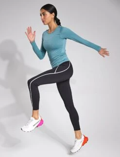 Born Hilma T-Shirt - Artic -The Sports Edit Store BORN Hilma T shirt ARCTIC 0003