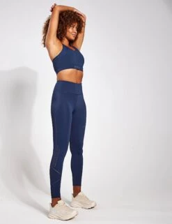 Born Saril Bra - Sailor Blue 9 Born Saril Bra - Sailor Blue -The Sports Edit Store BORN Saril Perf Bra O22CS40 B Sailor Blue 0002