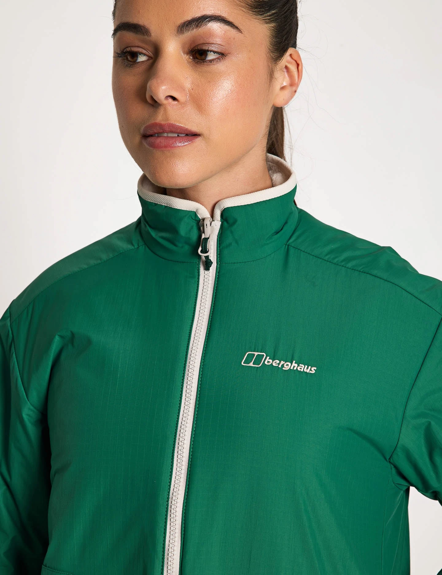 Berghaus Asperton Reversible Jacket - Meadow Green/Stone 6 Berghaus Asperton Reversible Jacket - Meadow Green/Stone - Image 4