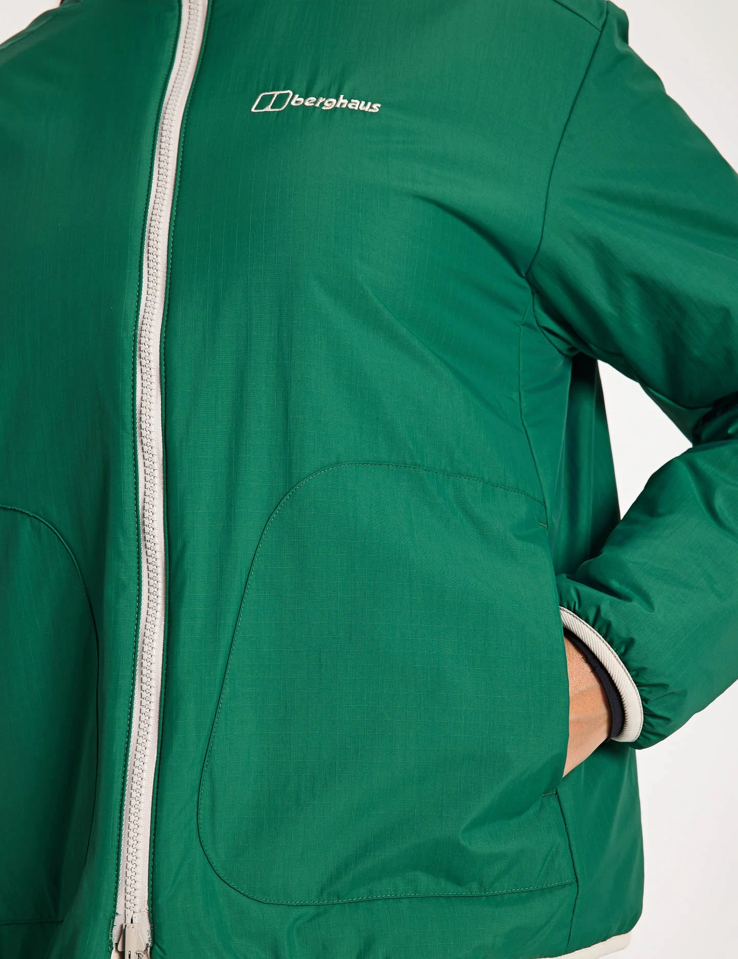 Berghaus Asperton Reversible Jacket - Meadow Green/Stone 7 Berghaus Asperton Reversible Jacket - Meadow Green/Stone - Image 5