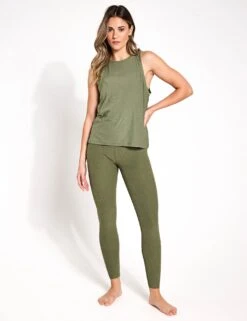 Beyond Yoga Featherweight Rebalance Tank - Moss Green Heather 9 Beyond Yoga Featherweight Rebalance Tank - Moss Green Heather -The Sports Edit Store Beyond Yoga Featherweight Rebalance Tank LWSD4612 MGHS 0002