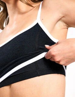 Beyond Yoga Spacedye New Moves High Cropped Tank - Darkest Night/Cloud White -The Sports Edit Store Beyond Yoga Spacedye New Moves High Cropped Tank SD4679BLA S 0075