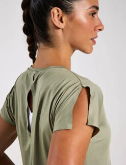 Born Aina T-Shirt - Camuflaje -The Sports Edit Store Born Shirt Aina Camuflaje PV24CS26 C CAM Camuflaje 0041