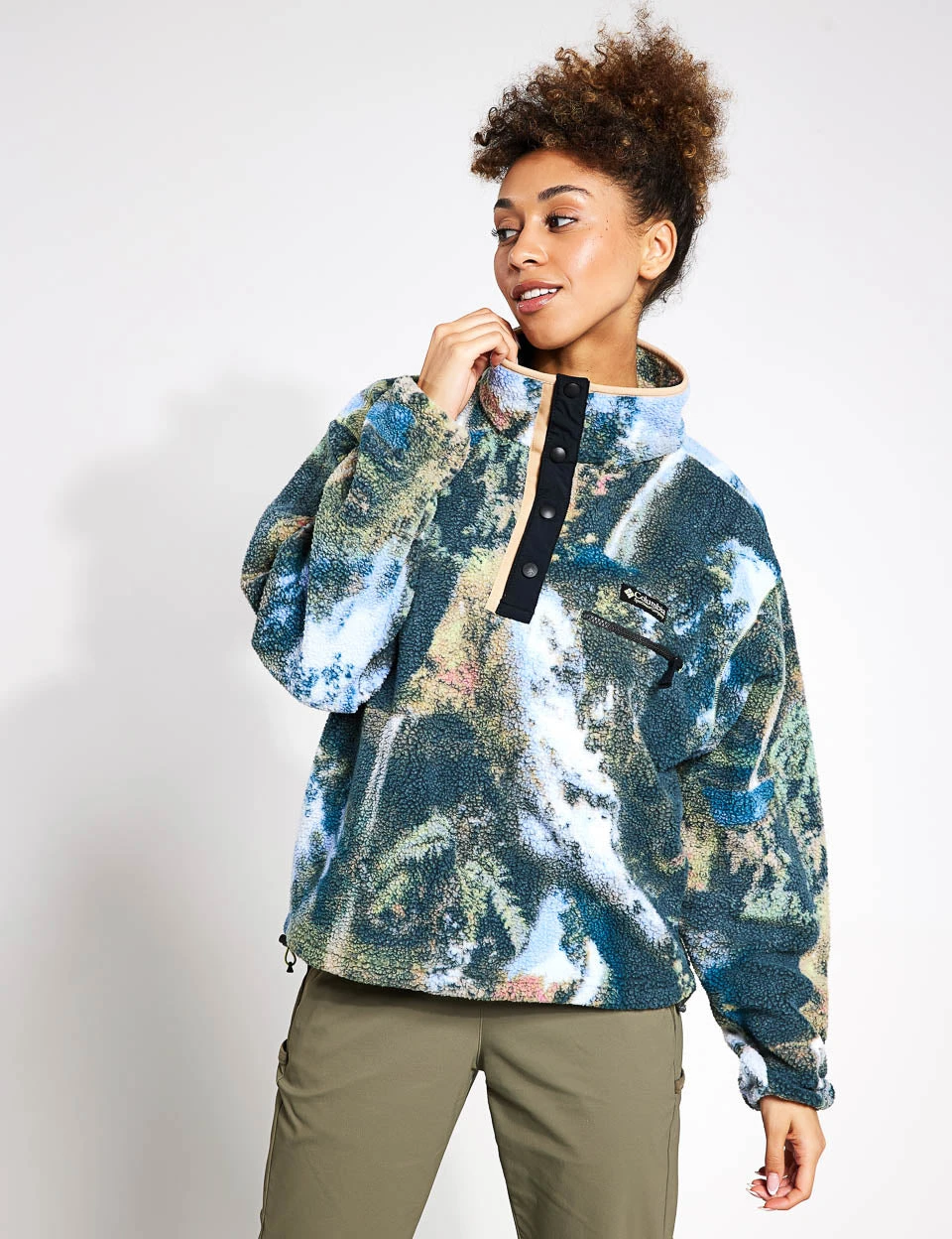 Columbia Helvetia Cropped Half Snap Fleece - Napa Green Chasing Falls Print/Black 3 Columbia Helvetia Cropped Half Snap Fleece - Napa Green Chasing Falls Print/Black