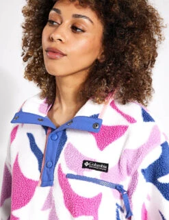 Columbia Helvetia Cropped Half Snap Fleece - Cosmos Floristic Print/Eve/Salmon Rose -The Sports Edit Store Columbia W Helvetia Cropped 1 2 S Cosmos Floristi 2014561561 Cosmos Salmon 0021