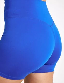 FLOAT Ultralight Run Short - Ultramarine 9 FLOAT Ultralight Run Short - Ultramarine -The Sports Edit Store Girlfriend Collective Float Run shorts 4031 LAB Ultramarine 0004