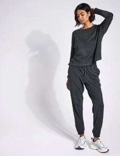 ReSet Long Sleeve Tee - Moon Heather -The Sports Edit Store Girlfriend Collective RESET LONG SLEEVE TEE 3024 HGP MOON HEATHER 0002