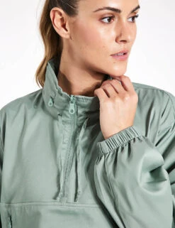 Hummingbird Half Zip Windbreaker - Chinoiserie -The Sports Edit Store Girlfriend Collective hummingbird half zip windbreaker 6006 HG Chinoiserie 0034