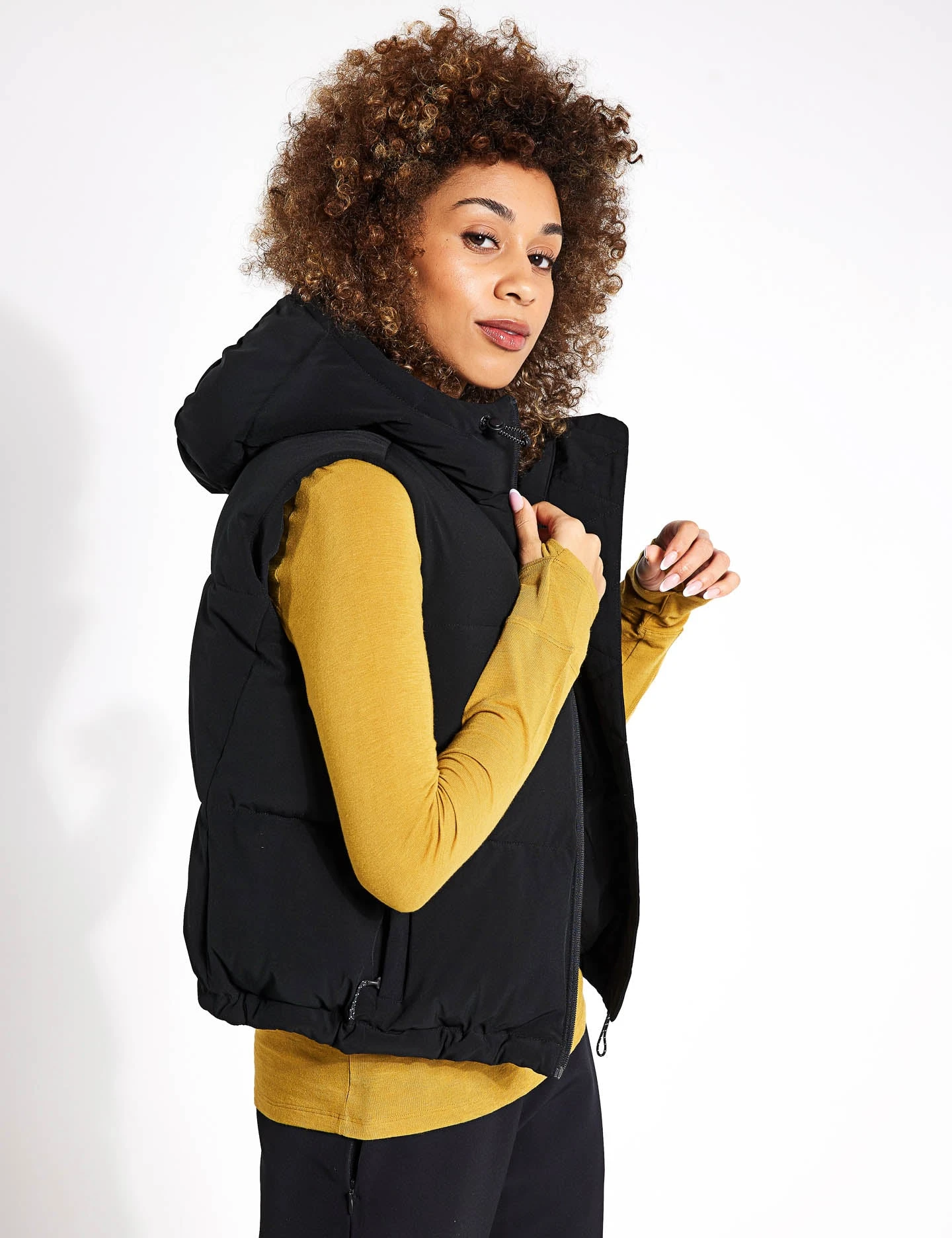 Hooded Cropped Puffer Gilet - Black 4 Hooded Cropped Puffer Gilet - Black - Image 2