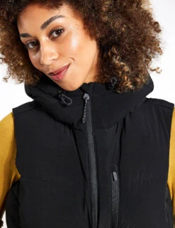 Hooded Cropped Puffer Gilet - Black 8 Hooded Cropped Puffer Gilet - Black -The Sports Edit Store Goodmove CROPPED PADDED GILET 5830 BL BLACK 0034