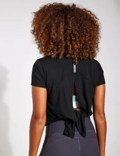 Kendall Tee - Tarmac Black -The Sports Edit Store Lilybod Kendell Short Sleeve Top LT82B BL Black Leera Rib Tank LT73 OG Olive Green 0029