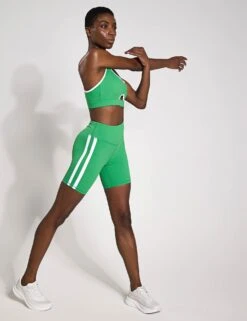 Sam Short 5.5 - Kelly Green/White -The Sports Edit Store Lilybod Sam Short 5 5 Kelly Green with White LS29 KGW 0002 d10ea70e 37fb 48f5 8e46 1f688f30b023