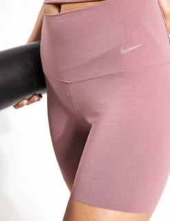 Nike Zenvy High Waisted 5" Biker Shorts - Smokey Mauve/Black -The Sports Edit Store NIKE zenvy hw 5in biker shorts mauve black fn3156 208 FN3156 208S 0550