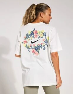 Nike Sportswear Artist Collection Short-Sleeve T-Shirt - Sail/Floral -The Sports Edit Store Nike Sportswear Artist Collection Short Sleeve T Shirt Sail Floral HF4683 133 SAIL FLORAL S 0030