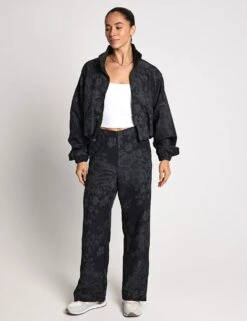 Nike Sportswear Collection Jacquard Track Pants - Black/Anthracite -The Sports Edit Store Nike Sportswear Collection Jacquard Track Pants HF9588 010S Black Anthracite 0001