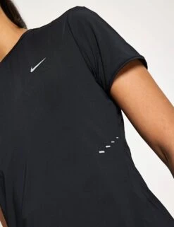 Nike Swift Dri-FIT Short-Sleeve Running Top - Black/Reflective Silver -The Sports Edit Store Nike Swift Dri FIT Short Sleeve Running Top HM9698 010S Black Reflective Silver 0022