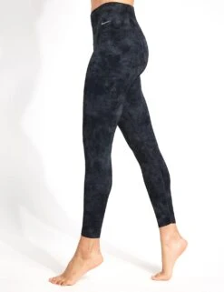 Nike Zenvy High Waisted 7/8 Tie-Dye Leggings - Black -The Sports Edit Store Nike zenvy hw 7 8 tie dye leggings black fn4167 010 FN4167 010S 05551
