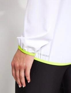 Puma Run Ultraweave Running Jacket - White 11 Puma Run Ultraweave Running Jacket - White -The Sports Edit Store PUMA RUN ULTRAWEAVE HOODED JACKET W 52497102 Puma White 0022