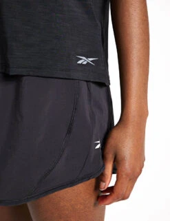 Reebok Chill Athletic T-Shirt - Black 8 Reebok Chill Athletic T-Shirt - Black -The Sports Edit Store Reebok Chill Athletic T Shirt 100075357 BLACK Black 0025