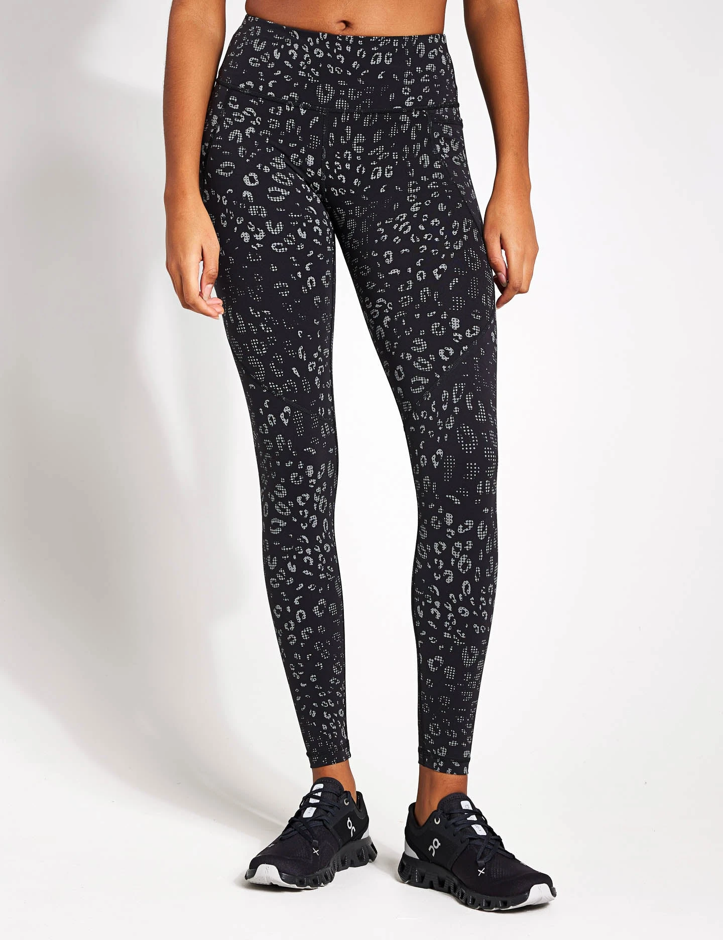 Sweaty Betty Power Gym Leggings - Black Reflective Leopard Print 7 Sweaty Betty Power Gym Leggings - Black Reflective Leopard Print - Image 5