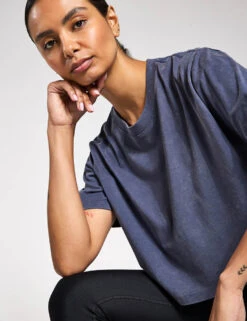 Under Armour Rival Wash Short Sleeve - Downpour Grey/Black -The Sports Edit Store Under Armour Rival Wash Short Sleeve 1389724 044XS Downpour Grey Black 0026