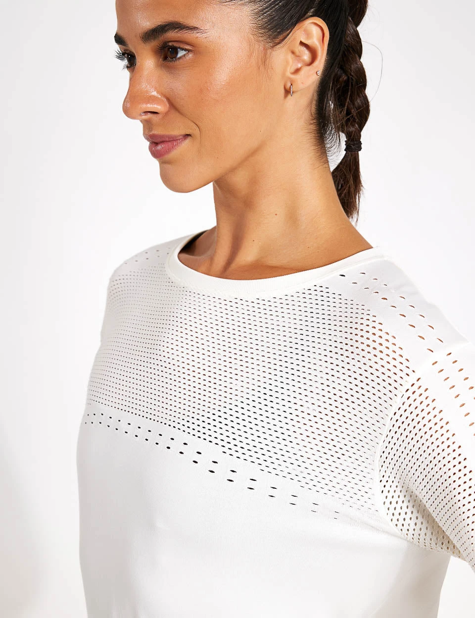 Varley Merrick Seamless Tee - White 5 Varley Merrick Seamless Tee - White - Image 3