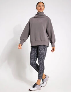 Varley Milton Sweat - Deep Charcoal -The Sports Edit Store Varley Milton Sweat VAR01116 Deep Charcoal 0012