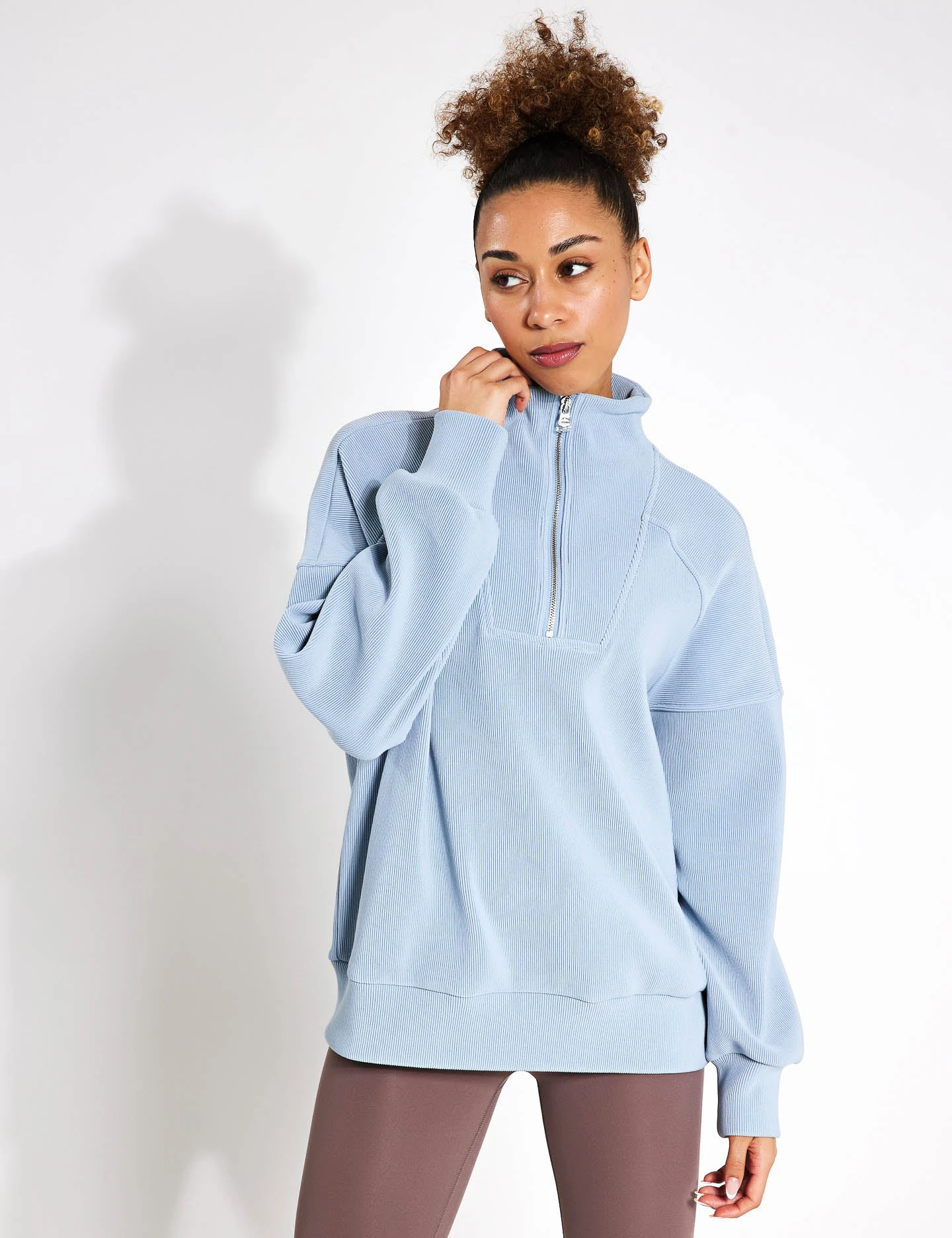 Varley Rhea Half-Zip Sweat - Ashley Blue 3 Varley Rhea Half-Zip Sweat - Ashley Blue