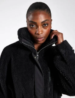 Varley Walsh Quilt Sherpa Coat - Black -The Sports Edit Store Varley walsh quilt sherpa coat VAR01600 BLA black 0028