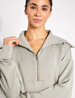 Varley Yates Half-Zip Sweat - Seagrass 8 Varley Yates Half-Zip Sweat - Seagrass -The Sports Edit Store Varley yates half zip sweat VAR01657 SEA seagrass 0024