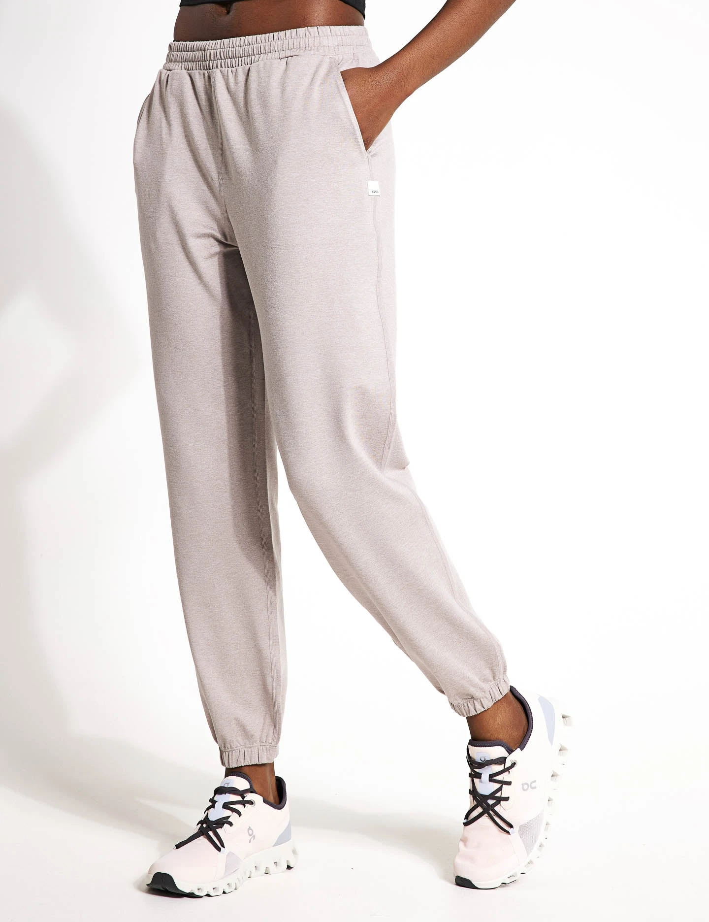 Vuori Boyfriend Jogger - Soft Pewter Heather 3 Vuori Boyfriend Jogger - Soft Pewter Heather