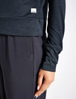 Vuori Daydream Crew - Black Heather -The Sports Edit Store Vuori Daydream Crew VW133 HBK Black Heather 0004