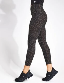 Vuori Studio Pocket Legging - Cocoa Spots