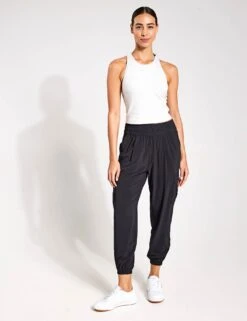 Vuori Villa Cargo Jogger - Black -The Sports Edit Store Vuori Villa Cargo Jogger VW4056 BLK BLACK 0003