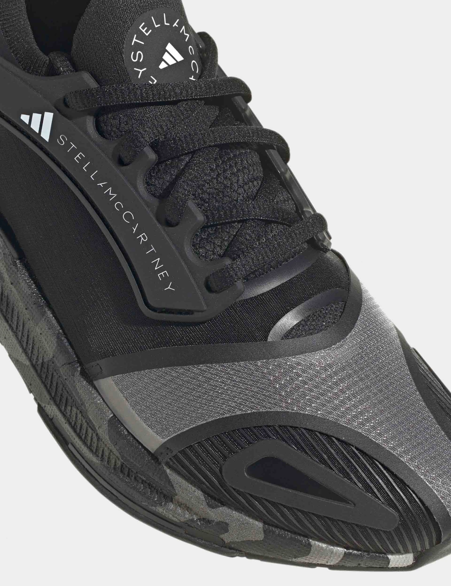 adidas by Stella McCartney Ultraboost Light Shoes - Core Black/Cloud White 9 adidas by Stella McCartney Ultraboost Light Shoes - Core Black/Cloud White - Image 7