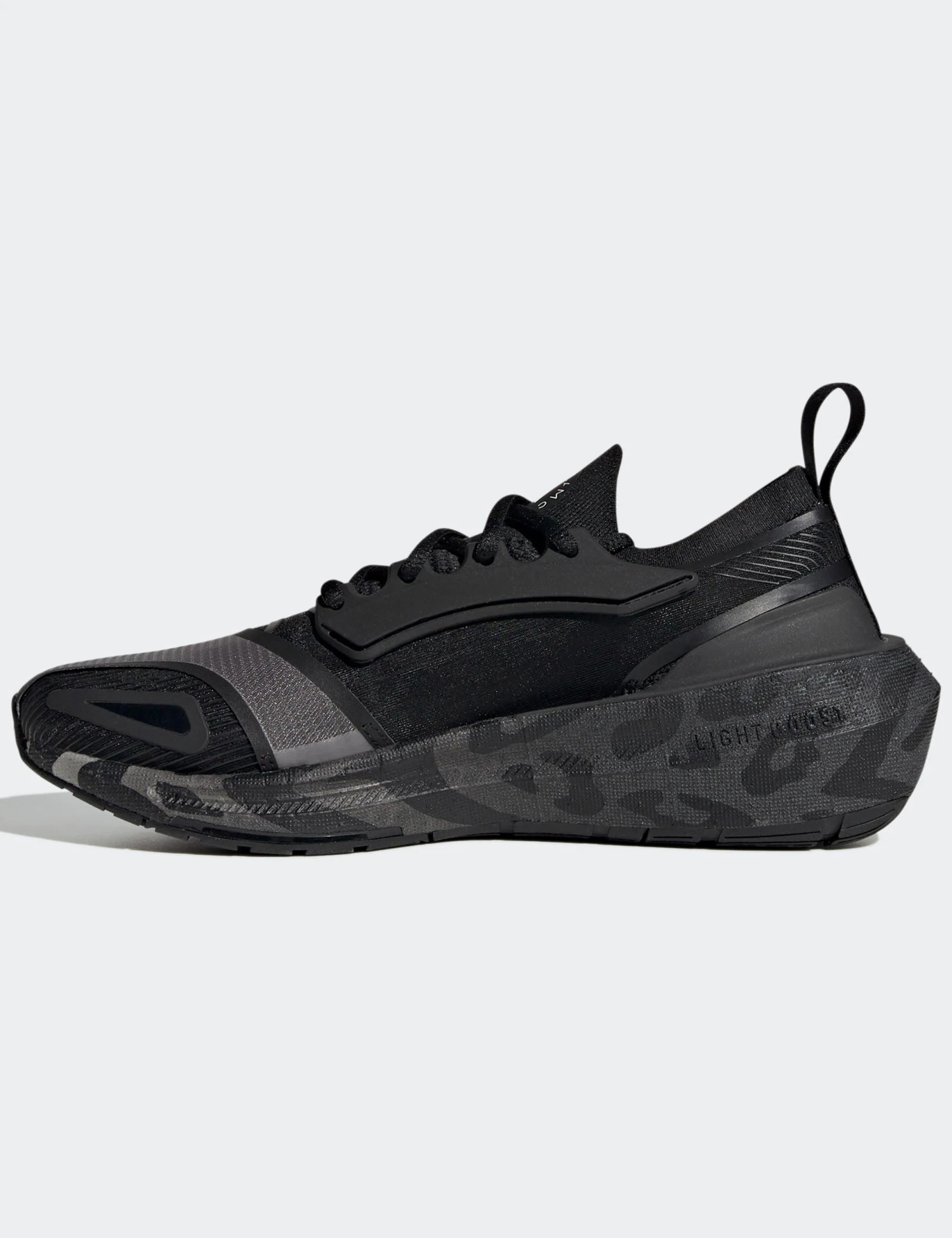 adidas by Stella McCartney Ultraboost Light Shoes - Core Black/Cloud White 4 adidas by Stella McCartney Ultraboost Light Shoes - Core Black/Cloud White - Image 2