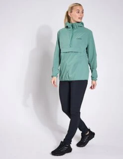 Berghaus Wandermoor Wind Smock - Light Terrain -The Sports Edit Store berghaus wandermoor wind smock light terrain 4a001698ll6 4