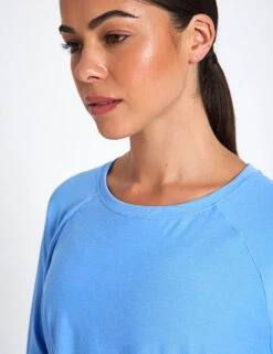 Beyond Yoga Featherweight Daydreamer Pullover - Flower Blue Heather 8 Beyond Yoga Featherweight Daydreamer Pullover - Flower Blue Heather -The Sports Edit Store beyond yoga Featherweight Daydreamer Pullover Flower Blue Heather LWSD7792 BH S 0024