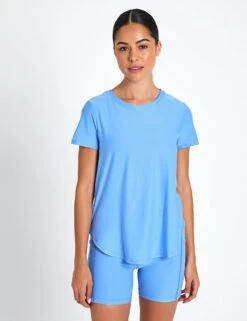 Beyond Yoga Featherweight On The Down Low Tee - Flower Blue Heather