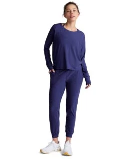 Beyond Yoga Featherweight Daydreamer Pullover - Eternal Blue Heather -The Sports Edit Store beyond yoga featherweight daydreamer pullover eternal blue lwsd7792 2