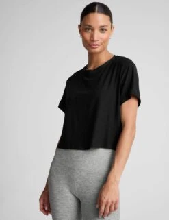 Beyond Yoga Featherweight Supreme Cropped Tee - Darkest Night