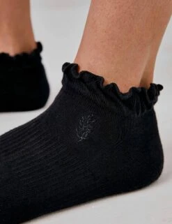Ruffle Trim Low Cut Ankle Socks - 2 Pack Black Athletic Sneakers