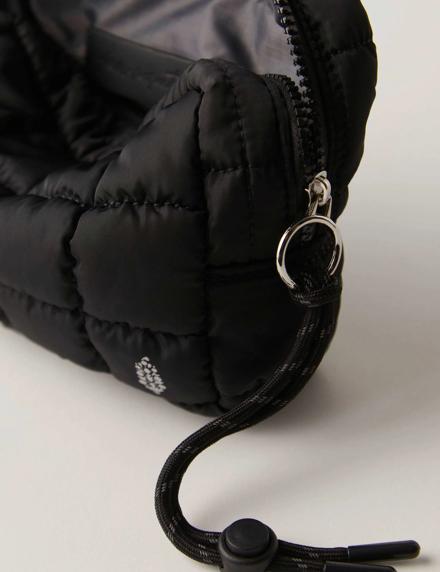 Quilted Mini Organizer Case with Ripstop Lining - Black 5 Quilted Mini Organizer Case with Ripstop Lining - Black - Image 3