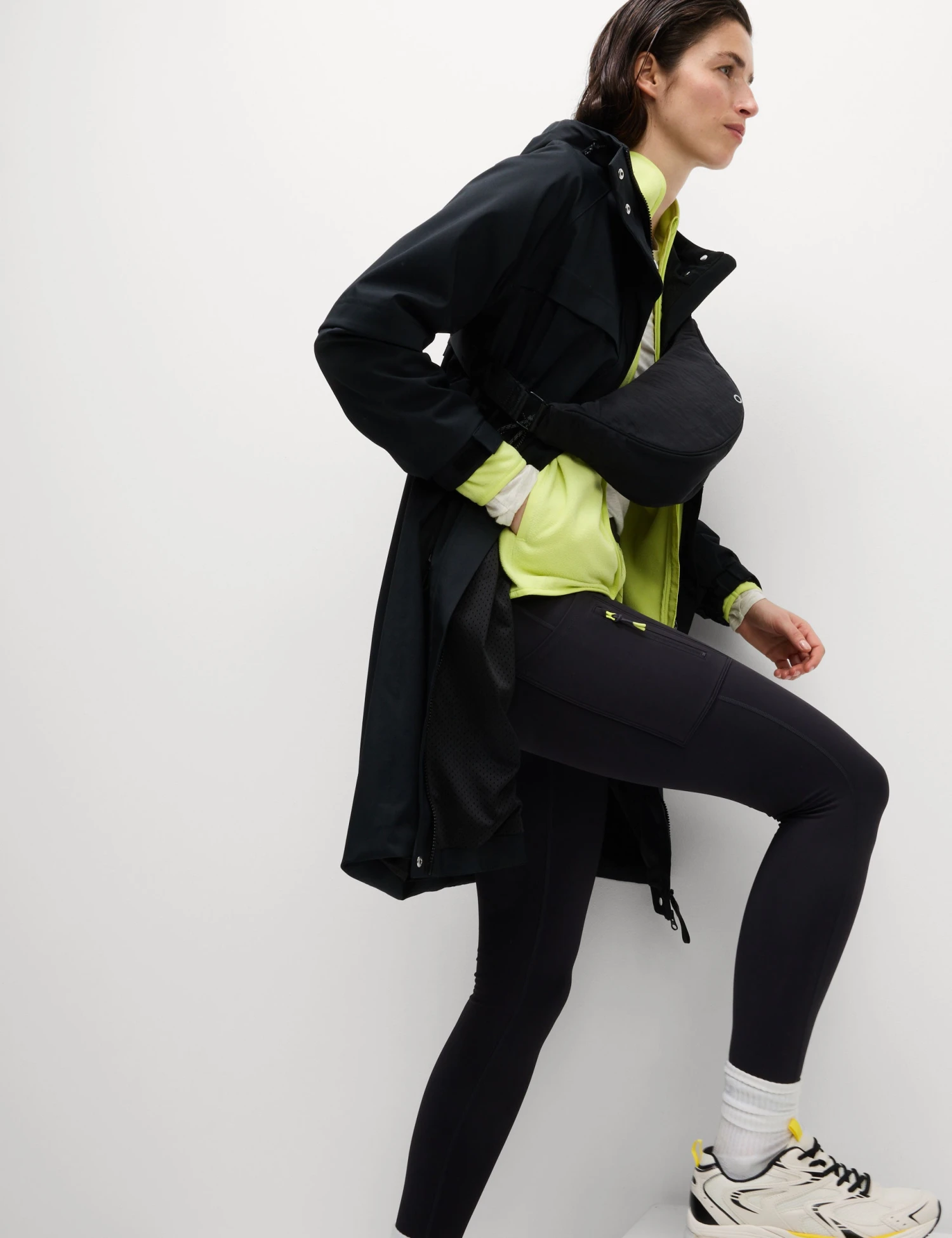 Go Discover Stormwear Walking Leggings - Carbon 6 Go Discover Stormwear Walking Leggings - Carbon - Image 4