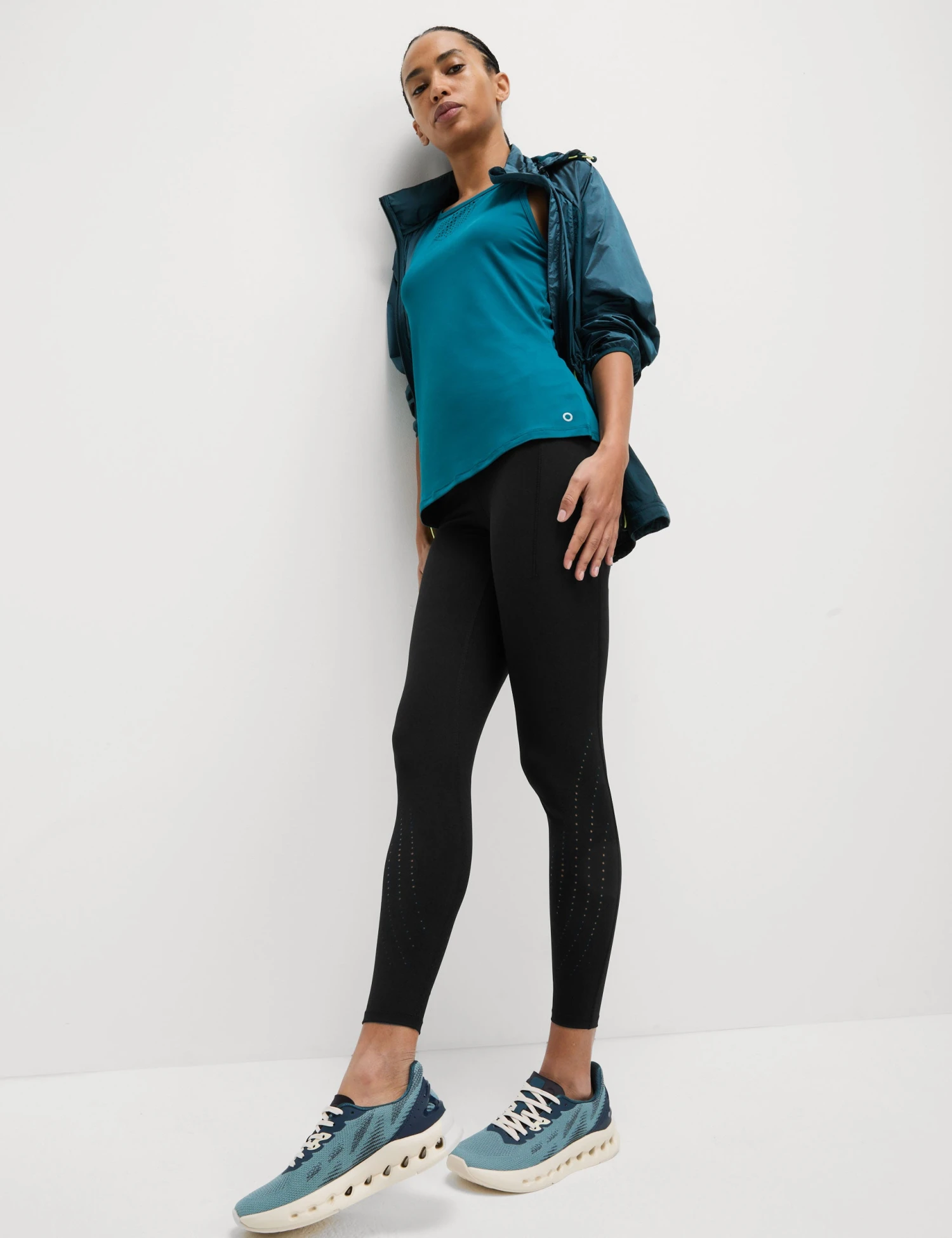 Go Train Laser Cut Gym Leggings - Black 4 Go Train Laser Cut Gym Leggings - Black - Image 2